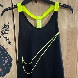 Nike sleeveless tank top